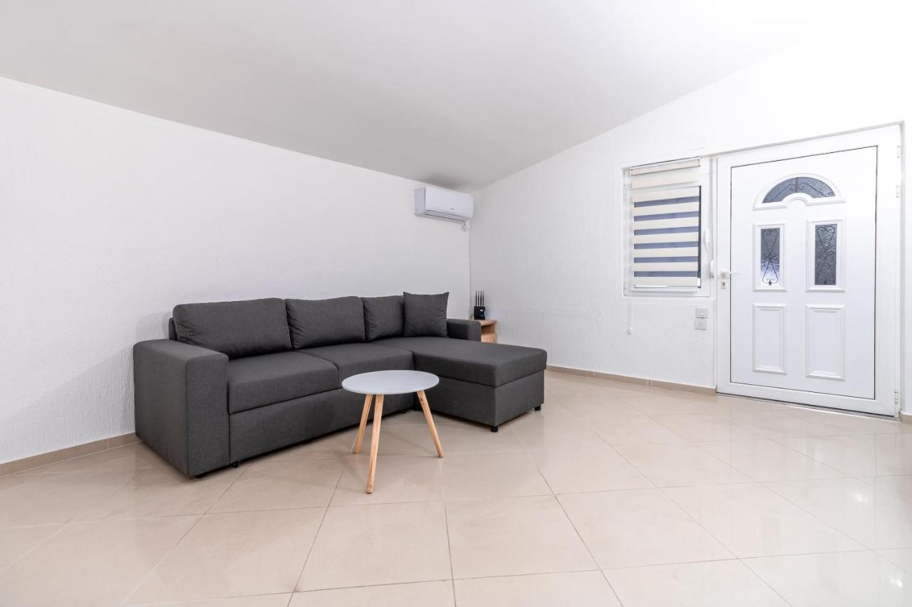Apart-Hotel Prestige Ulcinj Zewnętrze zdjęcie