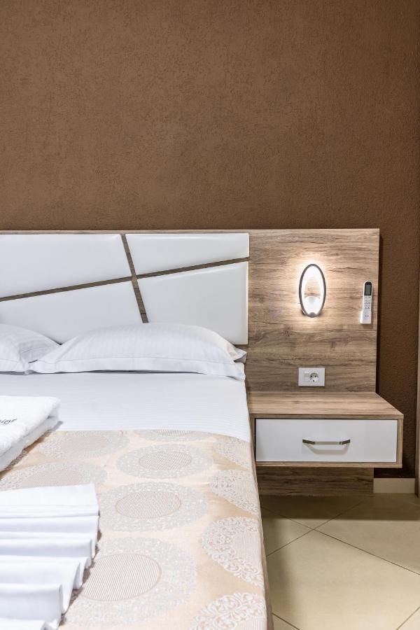Apart-Hotel Prestige Ulcinj Zewnętrze zdjęcie