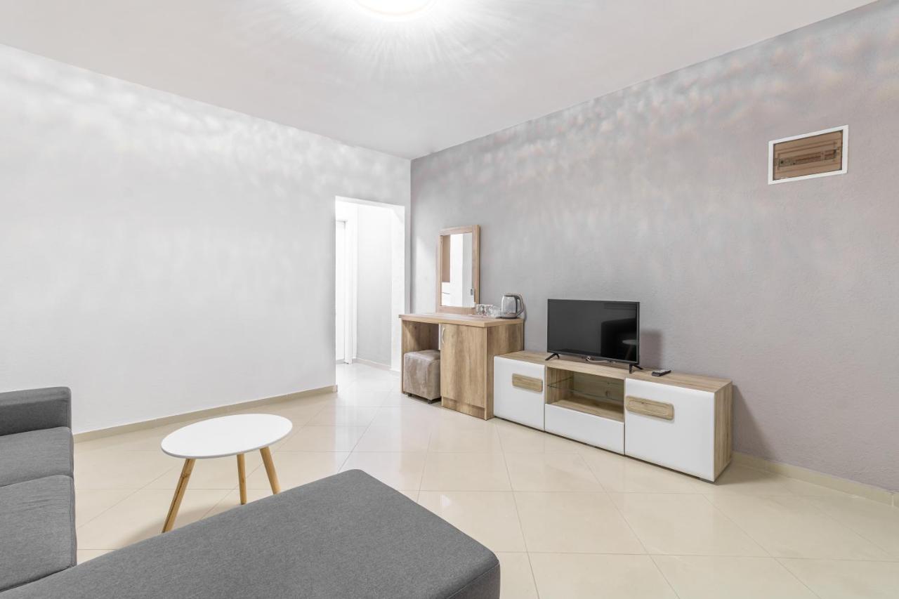 Apart-Hotel Prestige Ulcinj Zewnętrze zdjęcie